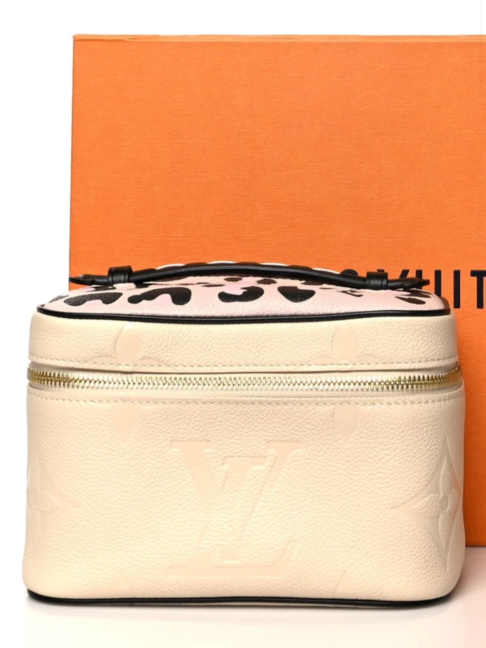 LOUIS VUITTON
Empreinte Monogram Giant Wild At Heart
Nice Mini Creme
